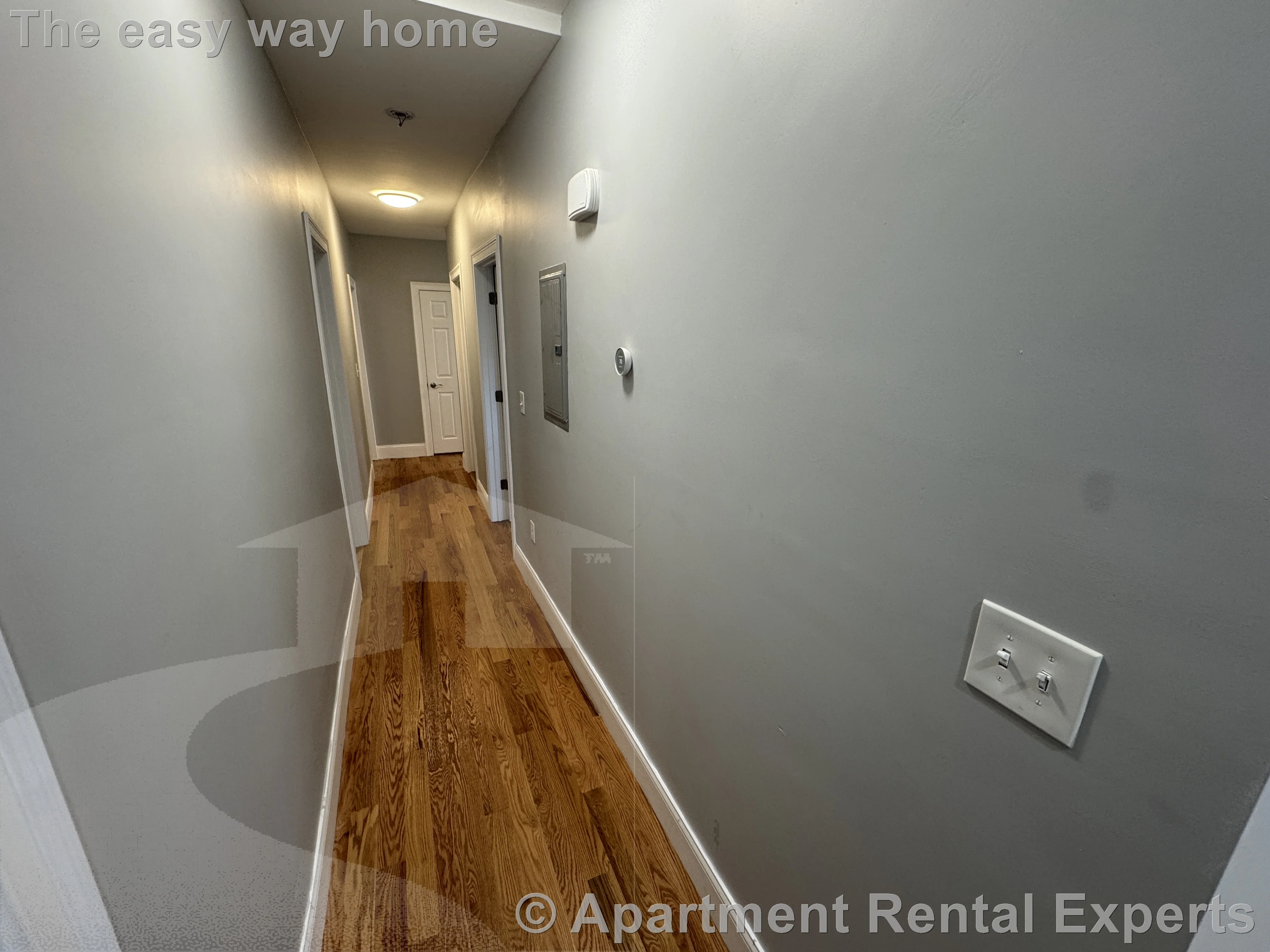 5 bed, 3 bath apartment for rent at 13 Spring St Unit 1, Spring Hill — photo 4 of 17