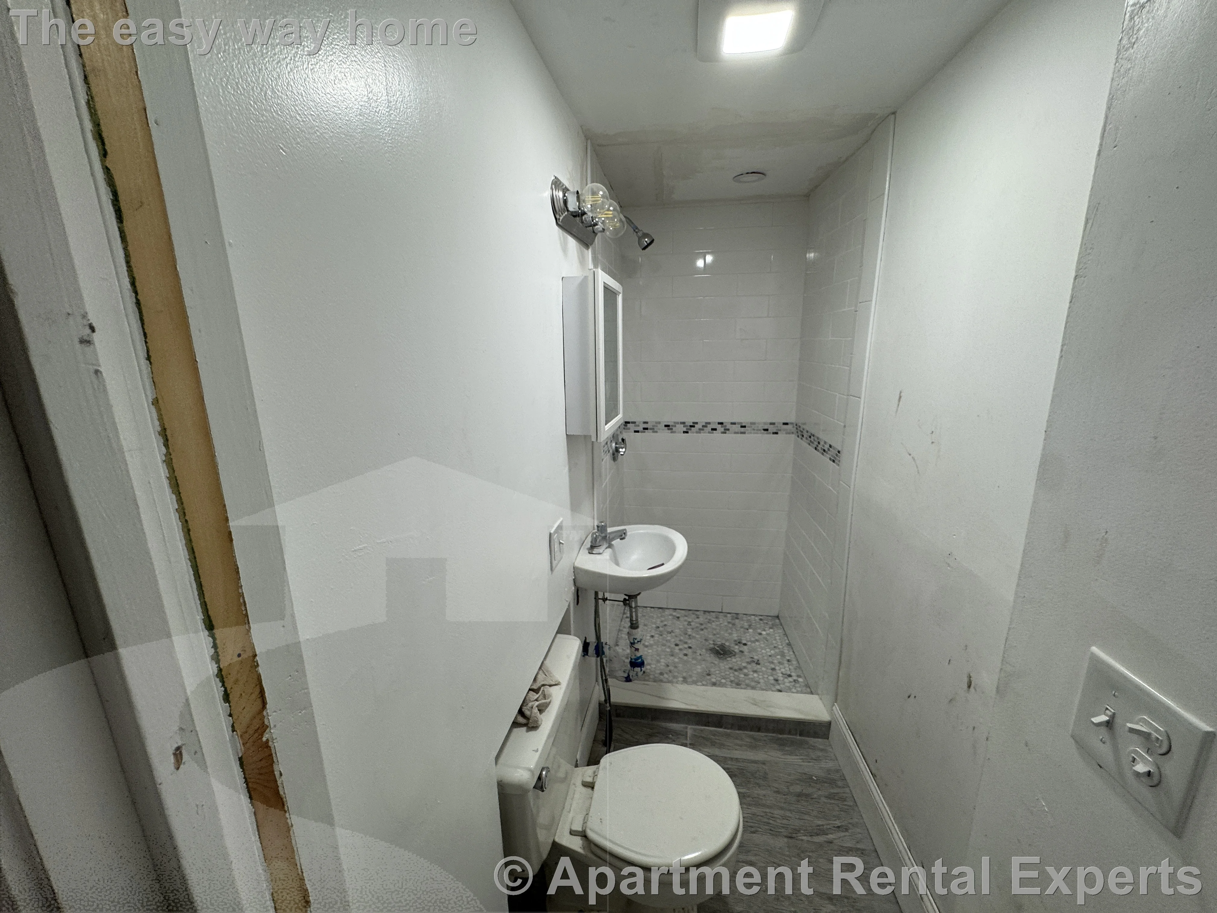 5 bed, 3 bath apartment for rent at 13 Spring St Unit 1, Spring Hill — photo 13 of 17