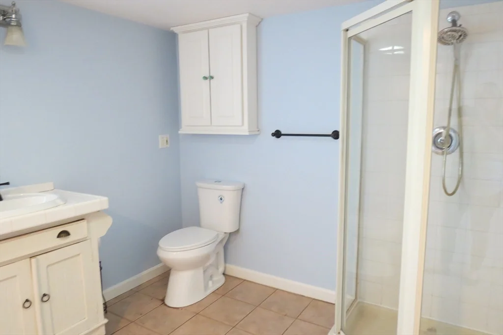 1 bed, 1 bath apartment for rent at 13 Spring St Unit A, Salisbury — photo 13 of 20