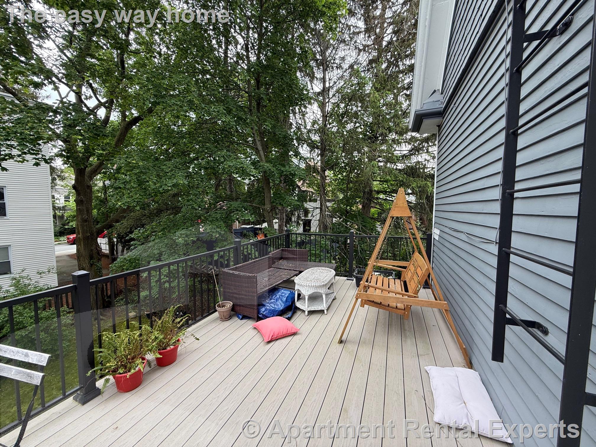 4 bed, 2 bath apartment for rent at 13 Standish St, Huron Village — photo 14 of 15