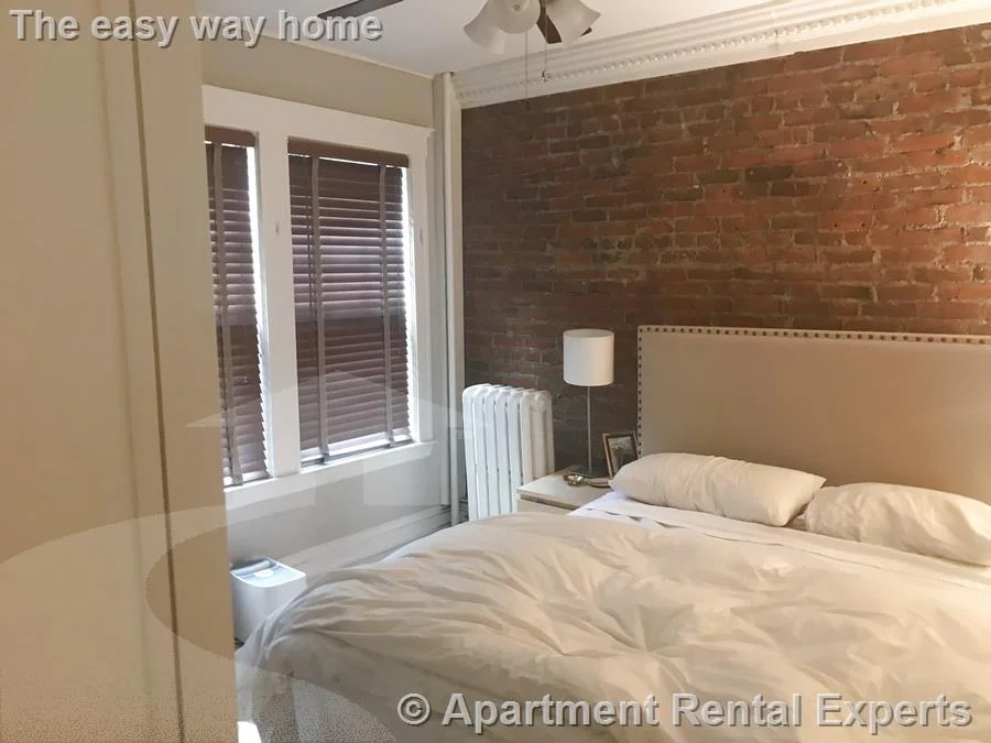 2 bed, 1 bath apartment for rent at 13 Story Unit 27, Harvard Square — photo 2 of 9