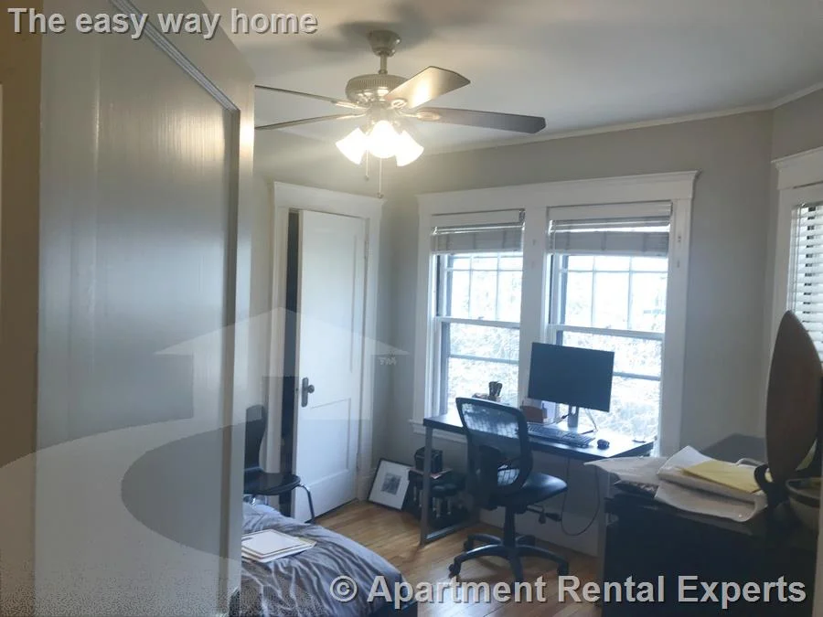 2 bed, 1 bath apartment for rent at 13 Story Unit 27, Harvard Square — photo 8 of 9
