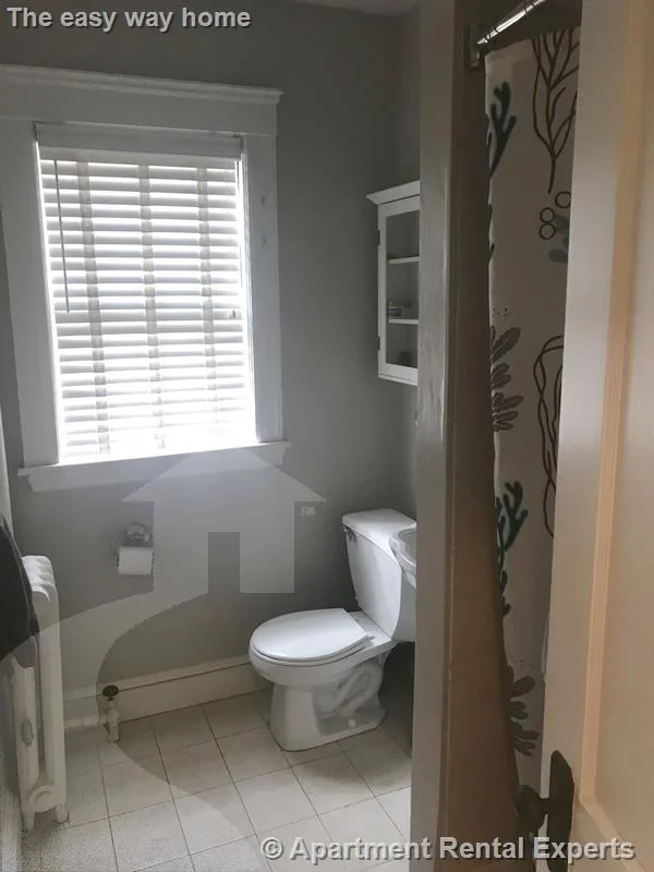 2 bed, 1 bath apartment for rent at 13 Story Unit 27, Harvard Square — photo 7 of 9