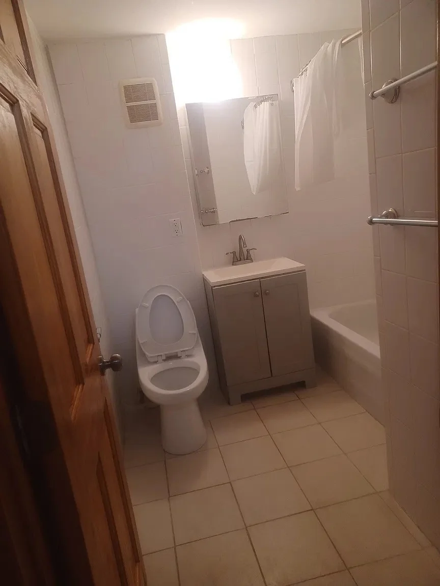 3 bed, 1 bath apartment for rent at 13 Tabor Pl Unit 2, Coolidge Corner — photo 7 of 14