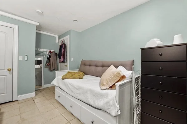 2 bed, 1 bath apartment for rent at 13 Telegraph St Unit 1, South Boston — photo 18 of 28