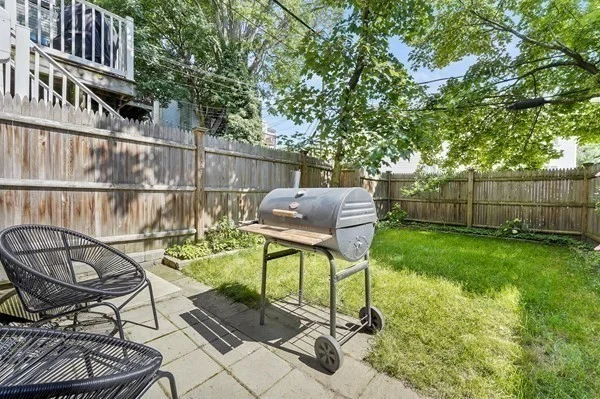 2 bed, 1 bath apartment for rent at 13 Telegraph St Unit 1, South Boston — photo 25 of 28