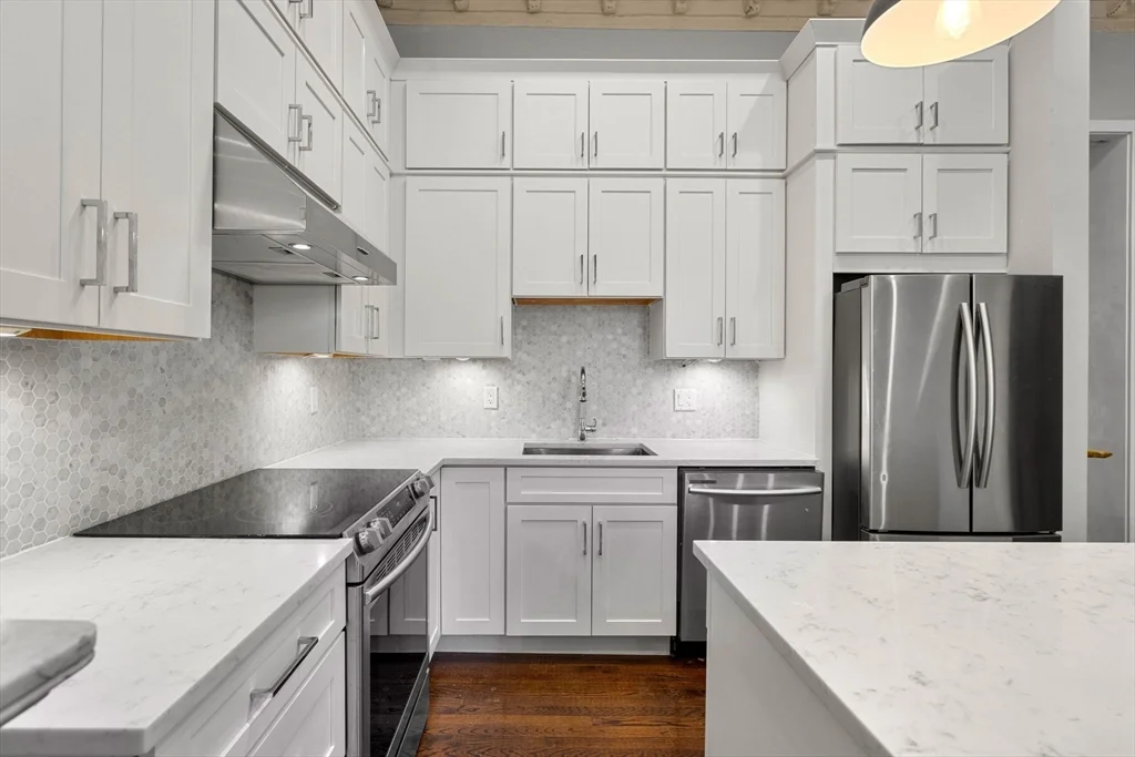 1 bed, 1 bath apartment for rent at 13 Upton St Unit 3, South End — photo 5 of 20