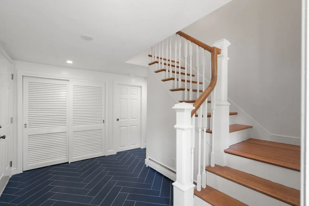 3 bed, 2 bath apartment for rent at 13 Valley Rd, Dover — photo 24 of 33
