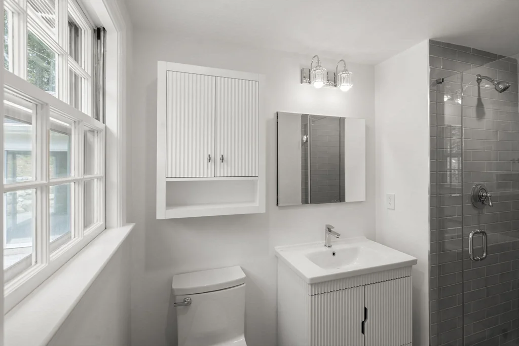 3 bed, 2 bath apartment for rent at 13 Valley Rd, Dover — photo 15 of 33