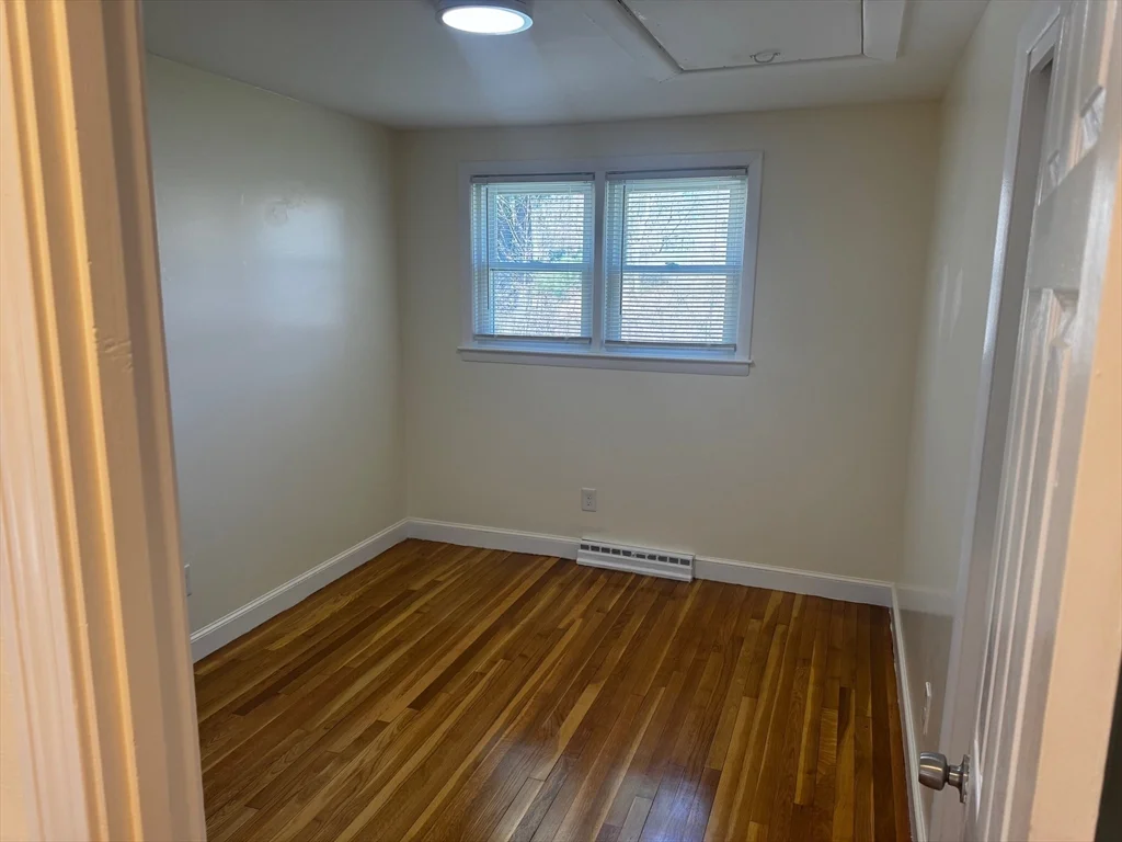 3 bed, 2 bath apartment for rent at 13 Virginia Circle Unit 13, Randolph — photo 13 of 32