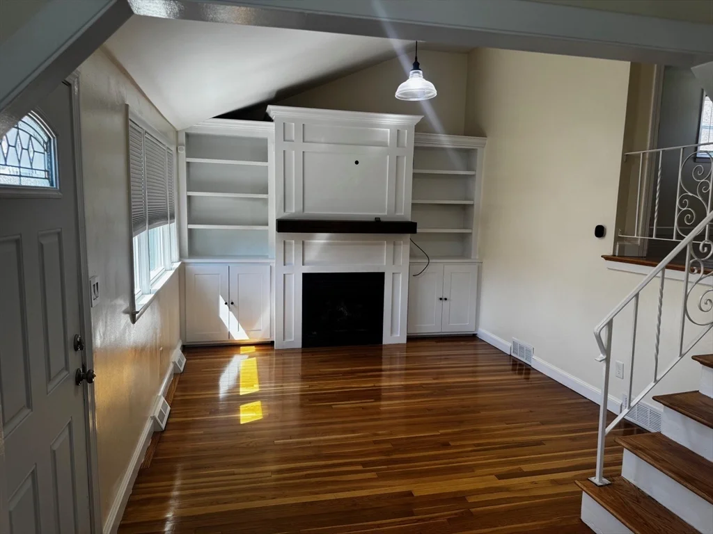 3 bed, 2 bath apartment for rent at 13 Virginia Circle Unit 13, Randolph — photo 5 of 32