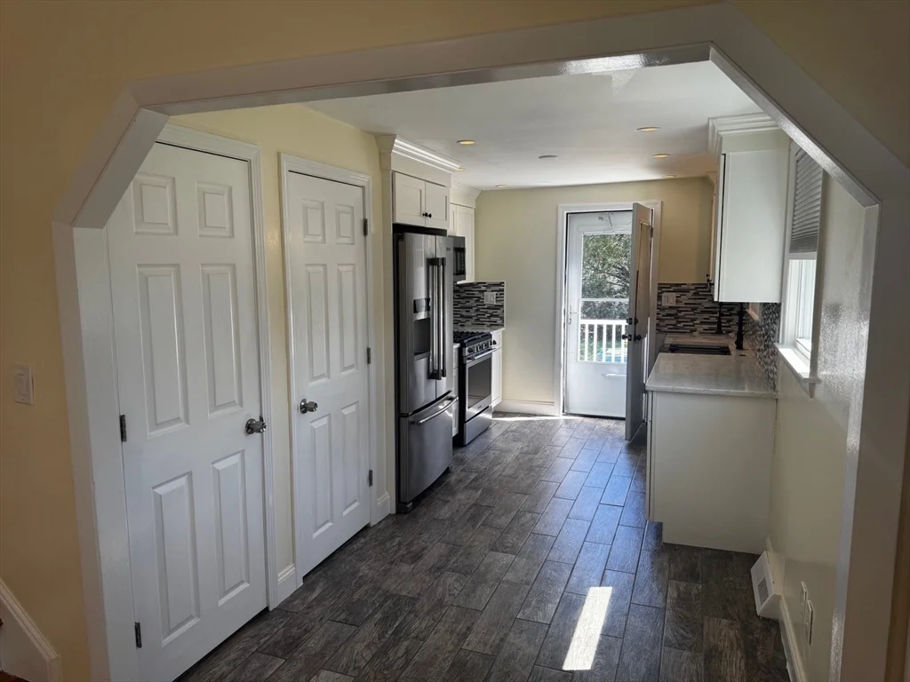 3 bed, 2 bath apartment for rent at 13 Virginia Circle Unit 13, Randolph — photo 2 of 32
