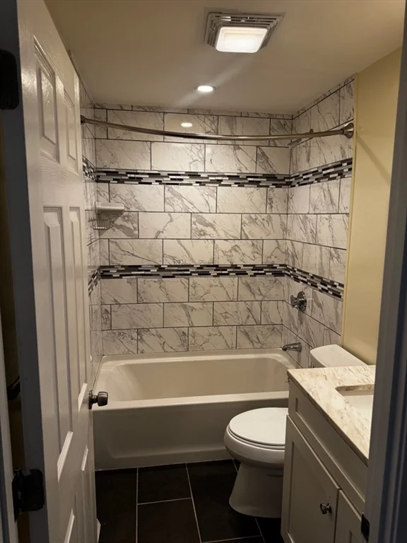 3 bed, 2 bath apartment for rent at 13 Virginia Circle Unit 13, Randolph — photo 6 of 32