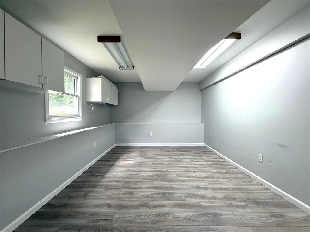 3 bed, 2 bath apartment for rent at 13 Westwood St Unit 1, Burlington — photo 28 of 30