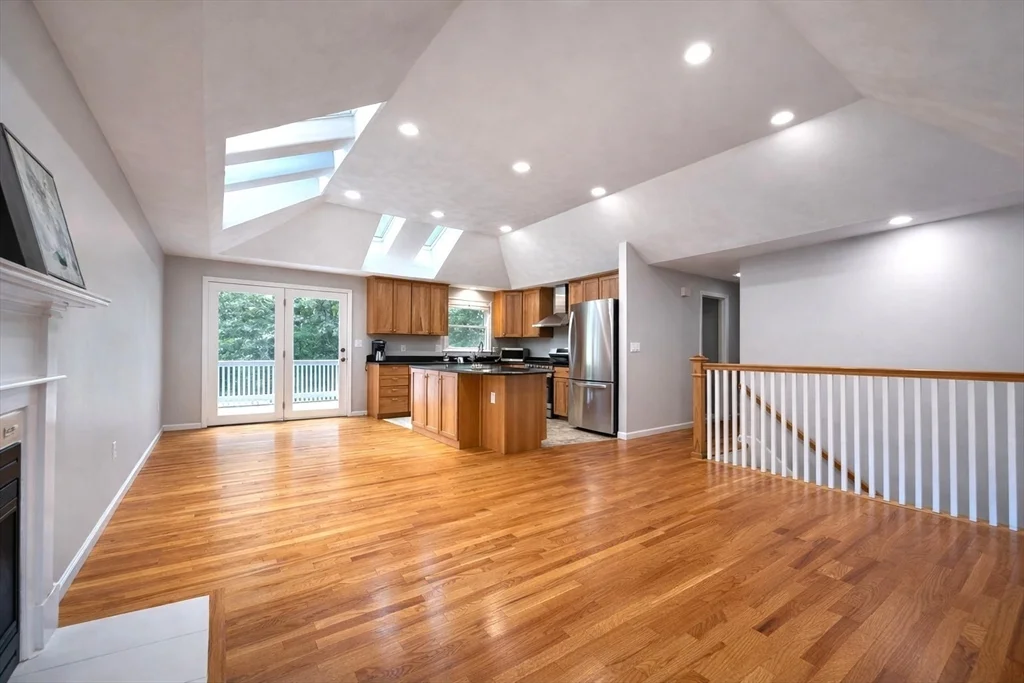 3 bed, 2 bath apartment for rent at 13 Westwood St Unit 1, Burlington — photo 13 of 30