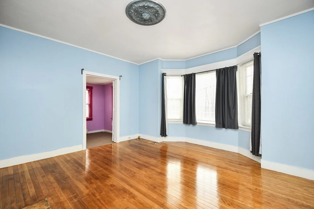 3 bed, 1 bath apartment for rent at 13 Weymouth Unit 1, Fitchburg — photo 4 of 32