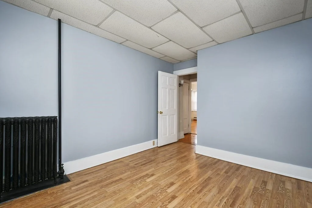 3 bed, 1 bath apartment for rent at 13 Weymouth Unit 1, Fitchburg — photo 18 of 32