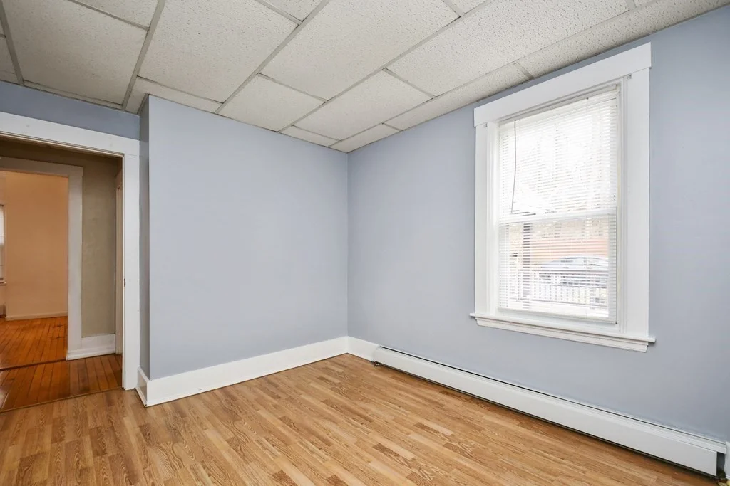 3 bed, 1 bath apartment for rent at 13 Weymouth Unit 1, Fitchburg — photo 17 of 32