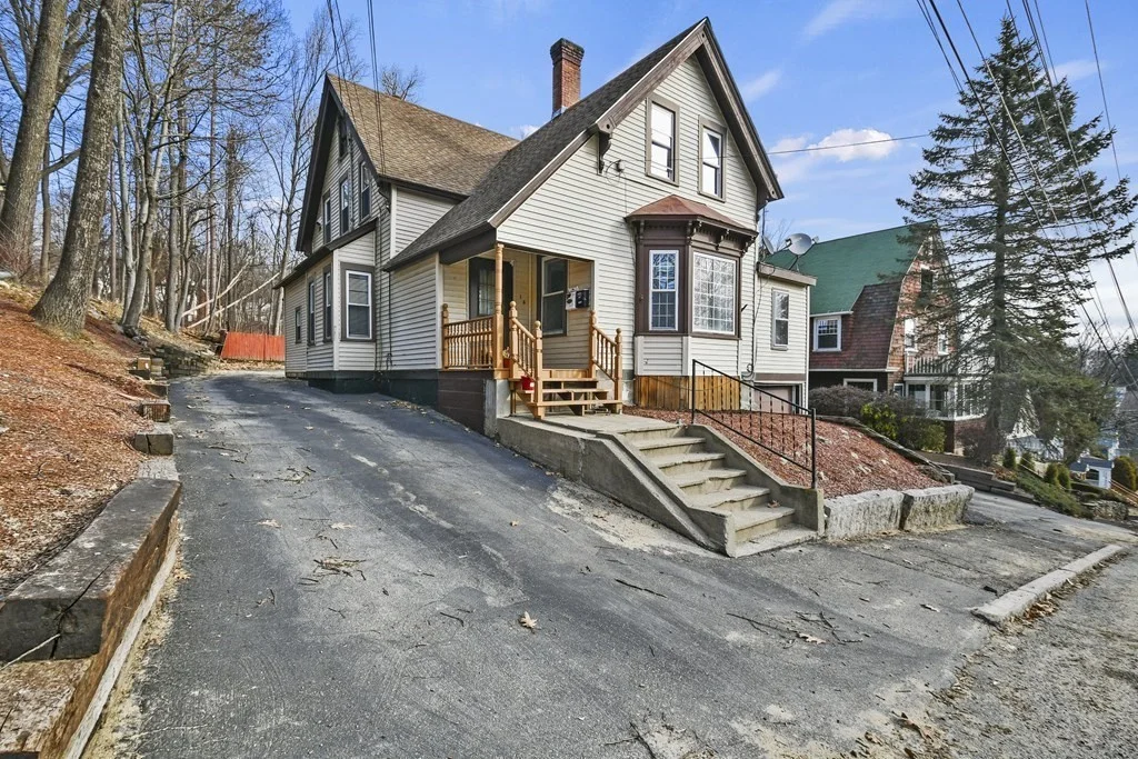 2 bed, 1 bath apartment for rent at 13 Weymouth Unit 2, Fitchburg — photo 4 of 35