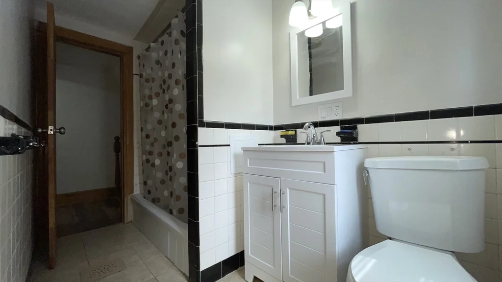 3 bed, 1 bath apartment for rent at 13 Whitman St Unit B, Dorchester — photo 22 of 25