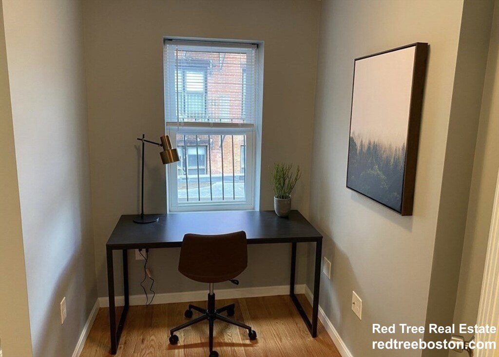 1 bed, 1.5 bath apartment for rent at 13 Wiget St Unit 3, North End — photo 7 of 11