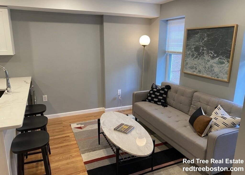 1 bed, 1.5 bath apartment for rent at 13 Wiget St Unit 3, North End — photo 5 of 11