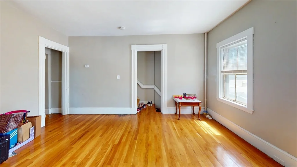 3 bed, 1 bath apartment for rent at 13 Winship Unit 1, Brighton — photo 8 of 13