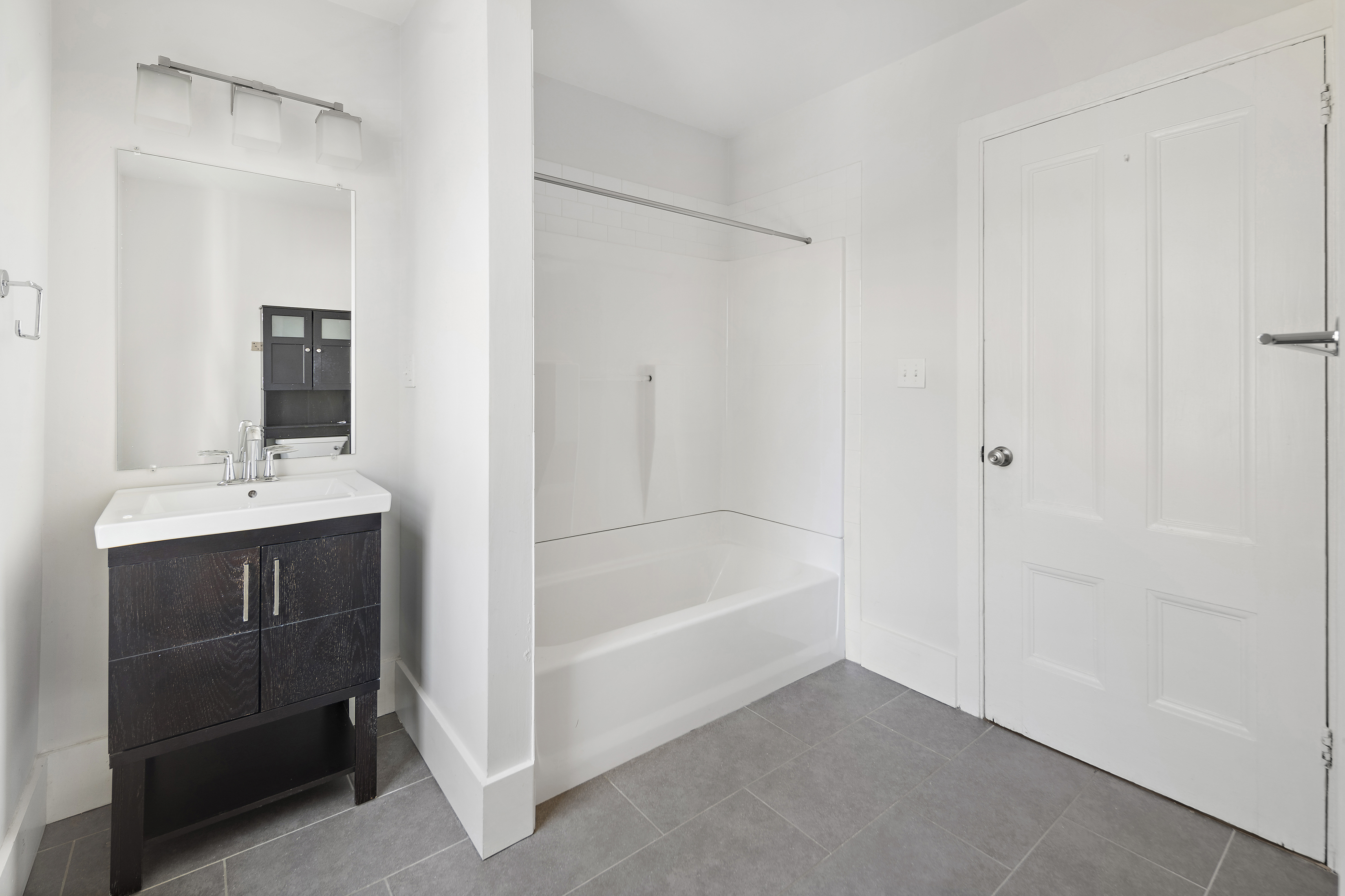2 bed, 2 bath apartment for rent at 13 Winter St Unit 2, Arlington — photo 10 of 24