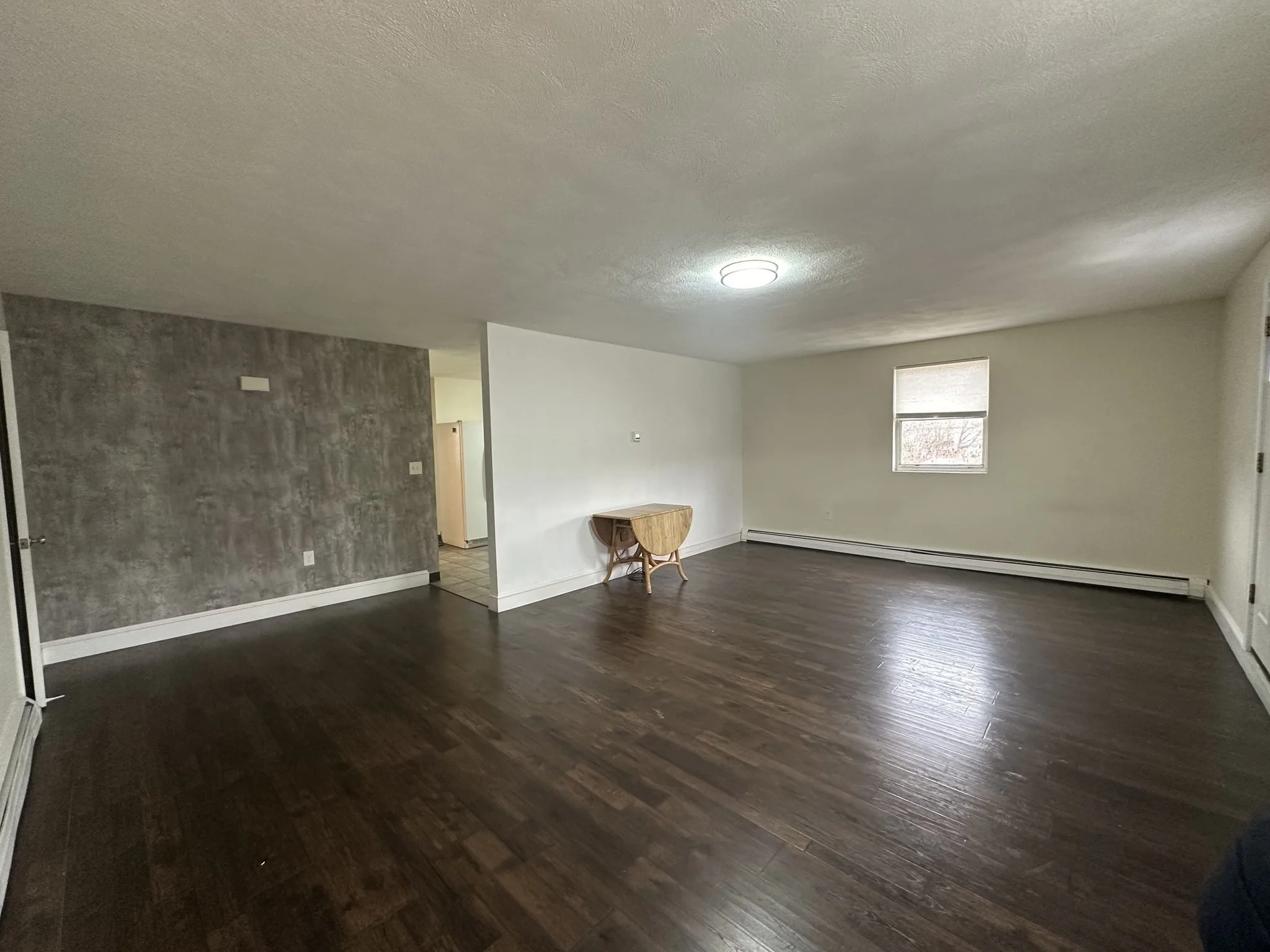 3 bed, 1 bath apartment for rent at 13 Wittig Unit 2, Clinton — photo 3 of 9