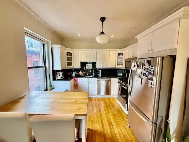 3 bed, 1 bath apartment for rent at 13 Worcester Sq Unit 2Nd Floor, South End — photo 4 of 20