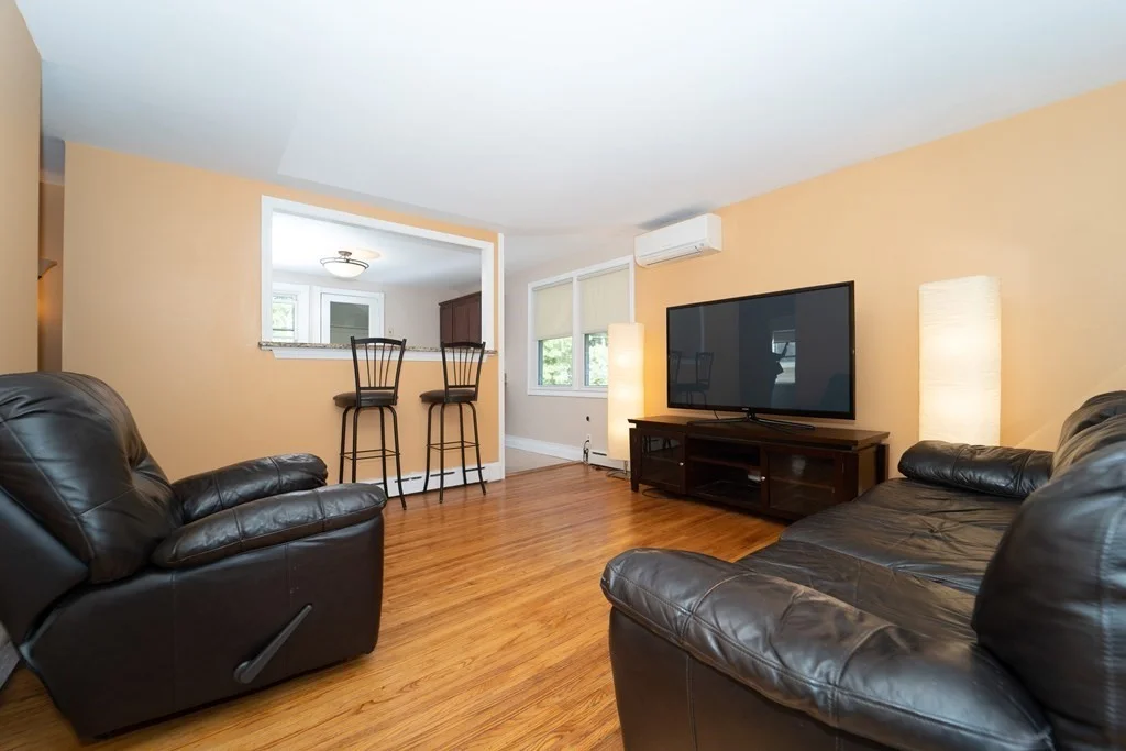 2 bed, 1 bath apartment for rent at 13 Wyman Rd Unit Hse, Randolph — photo 3 of 18