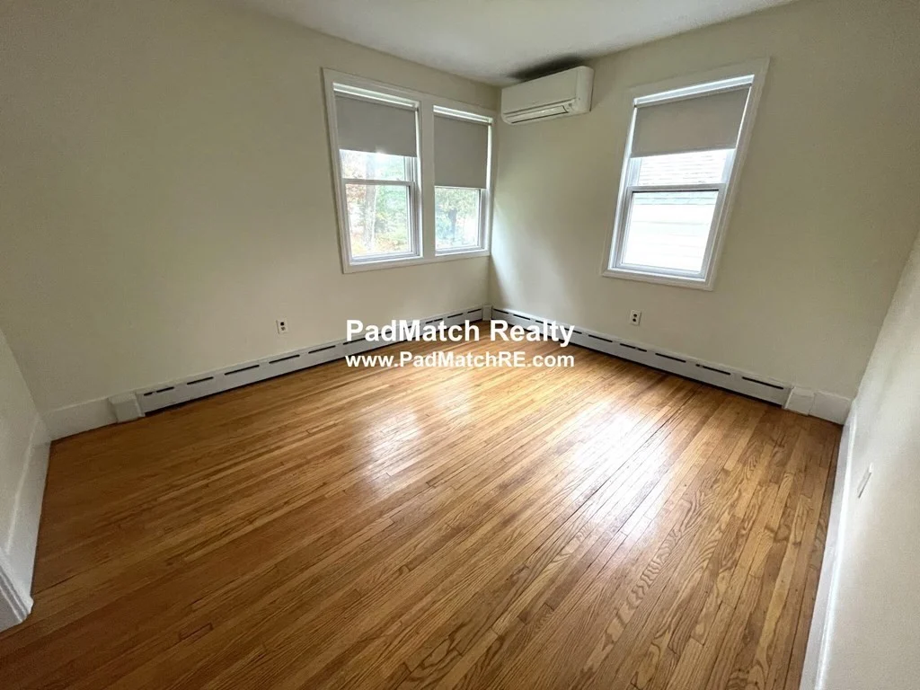2 bed, 1 bath apartment for rent at 13 Wyman Rd Unit Hse, Randolph — photo 10 of 18