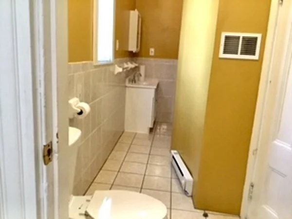 1 bed, 1 bath apartment for rent at 13 Wyoming St Unit 0, Dorchester — photo 8 of 8