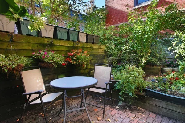 2 bed, 1 bath apartment for rent at 130 Appleton St Unit 1D, South End