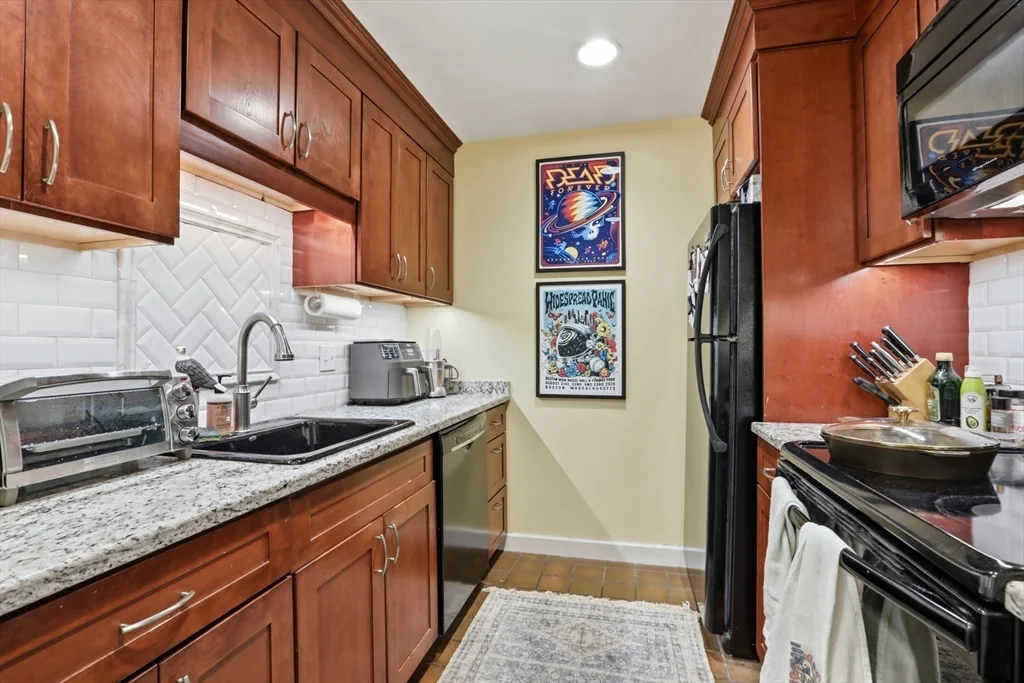 1 bed, 1 bath apartment for rent at 130 Appleton St Unit 1E, South End — photo 8 of 21