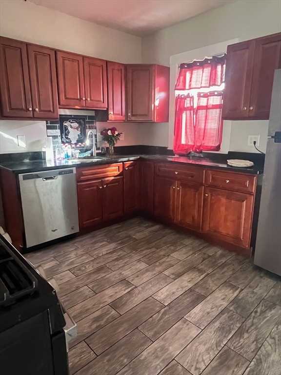 3 bed, 1 bath apartment for rent at 130 Armandine Unit 3, Dorchester — photo 2 of 11