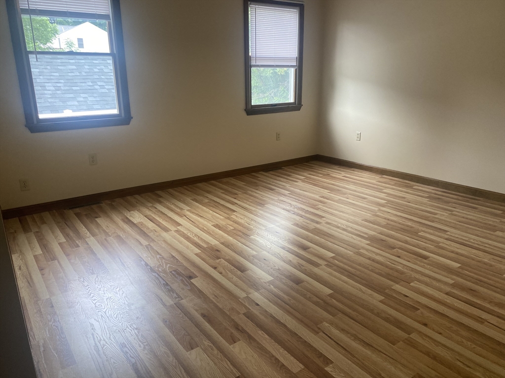 1 bed, 1 bath apartment for rent at 130 Ash St Unit 2, Marlborough — photo 4 of 6