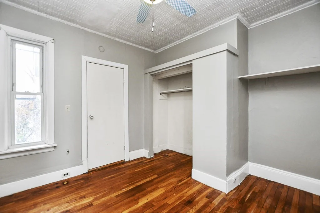 3 bed, 1 bath apartment for rent at 130 Barlett St Unit 2, Lowell — photo 14 of 23