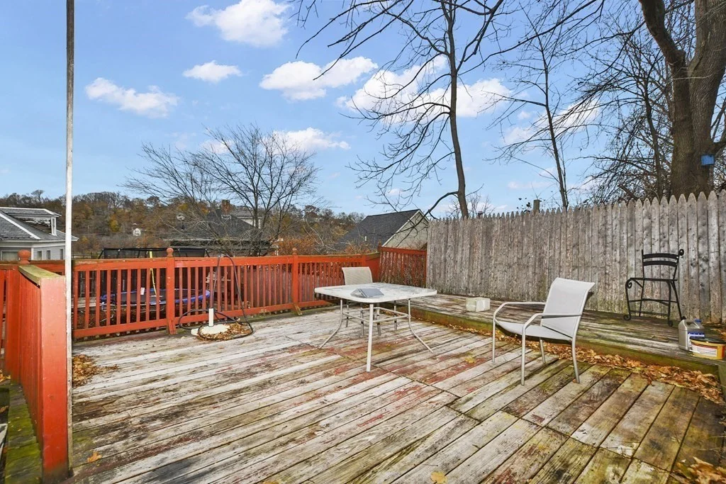 3 bed, 1 bath apartment for rent at 130 Barlett St Unit 2, Lowell — photo 21 of 23
