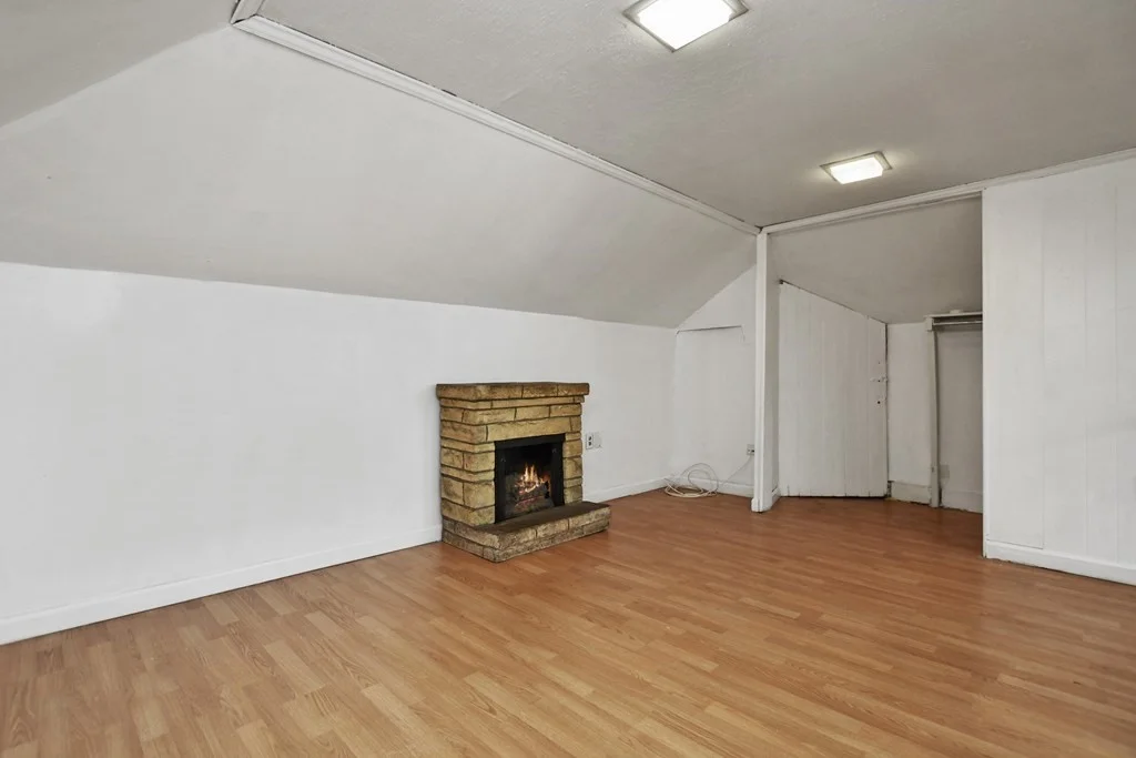 3 bed, 1 bath apartment for rent at 130 Barlett St Unit 2, Lowell — photo 16 of 23