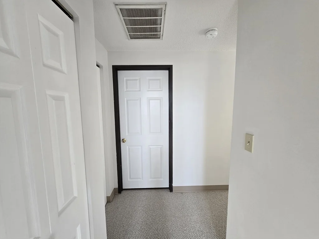 1 bed, 1 bath apartment for rent at 130 Beach St Unit 104, Quincy — photo 10 of 25