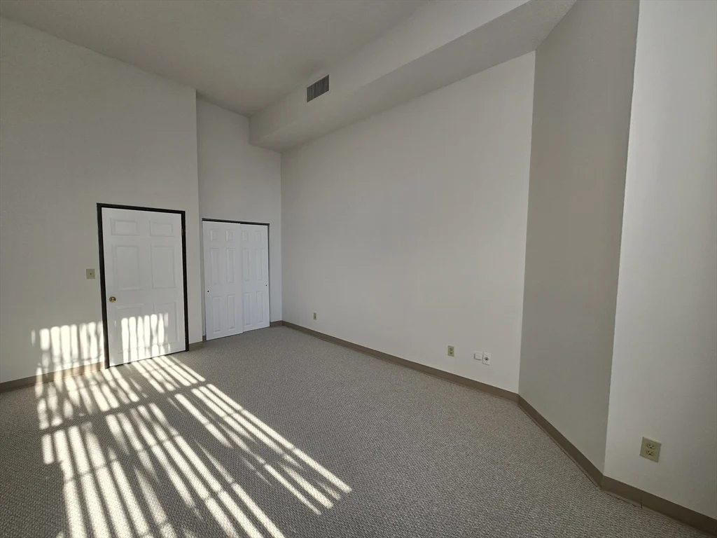 1 bed, 1 bath apartment for rent at 130 Beach St Unit 104, Quincy — photo 11 of 25