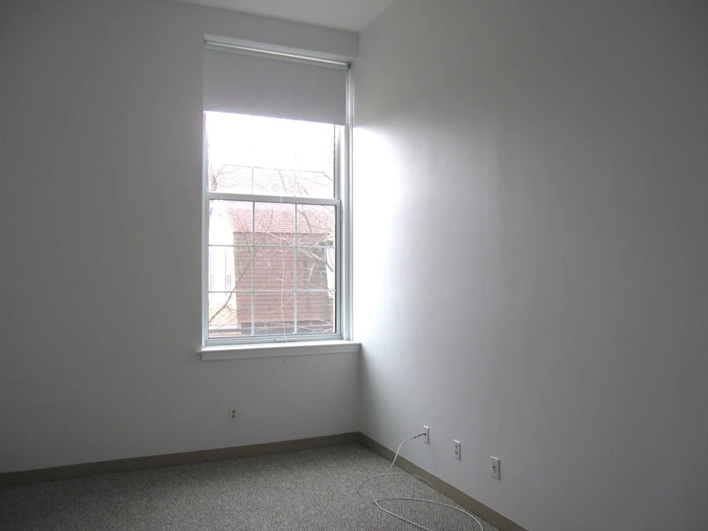 2 bed, 2 bath apartment for rent at 130 Beach St Unit 112, Quincy — photo 9 of 20