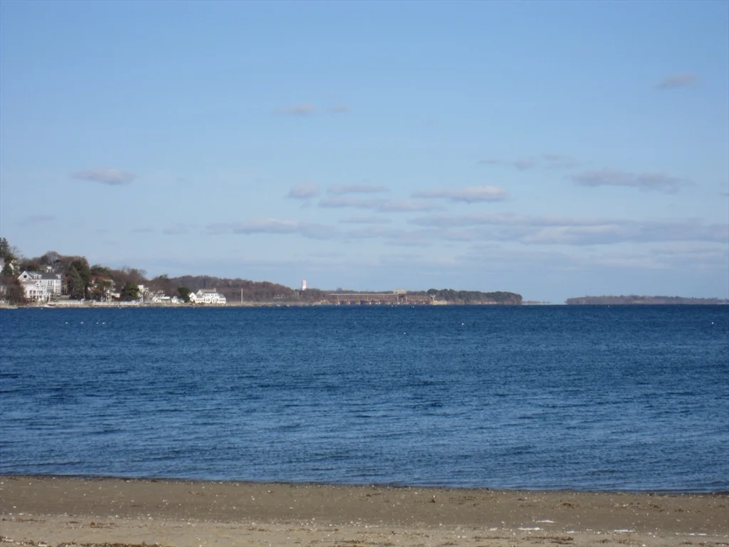 2 bed, 2 bath apartment for rent at 130 Beach St Unit 112, Quincy — photo 16 of 20