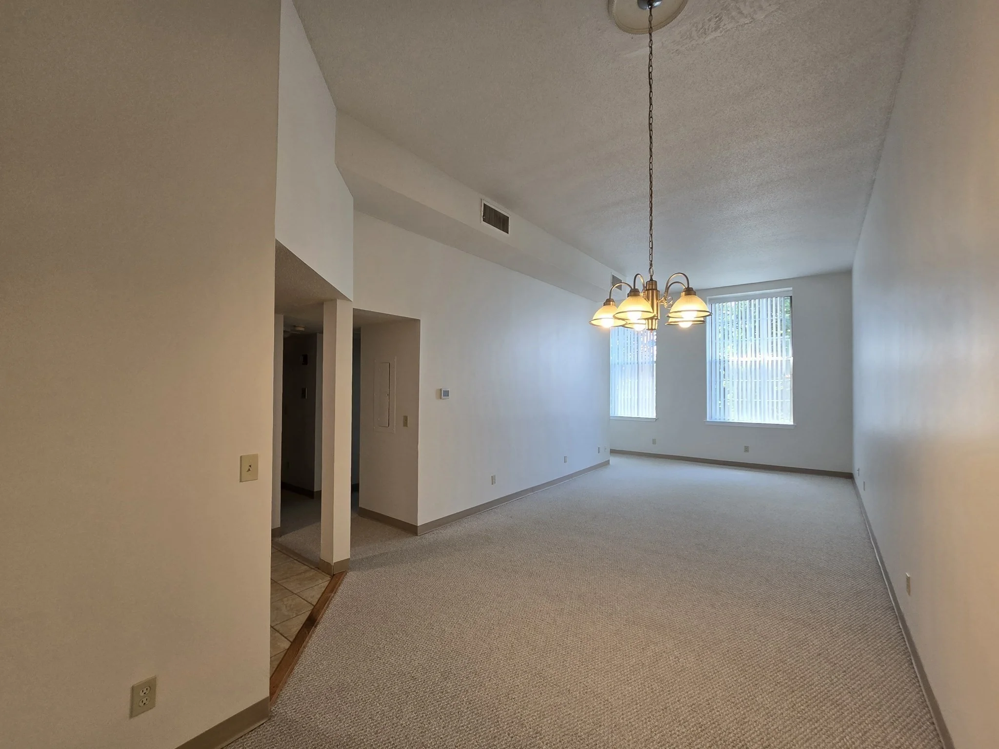 1 bed, 1 bath apartment for rent at 130 Beach St Unit 208, Quincy — photo 5 of 25