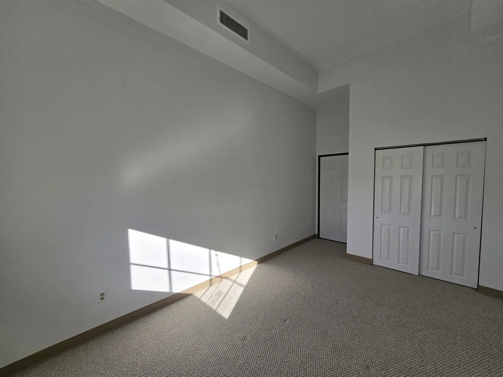 2 bed, 2 bath apartment for rent at 130 Beach St Unit 210, Quincy — photo 7 of 17