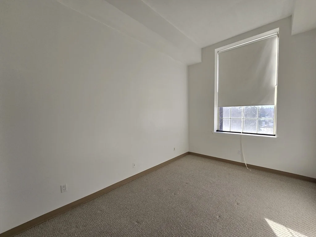 2 bed, 2 bath apartment for rent at 130 Beach St Unit 210, Quincy — photo 10 of 17