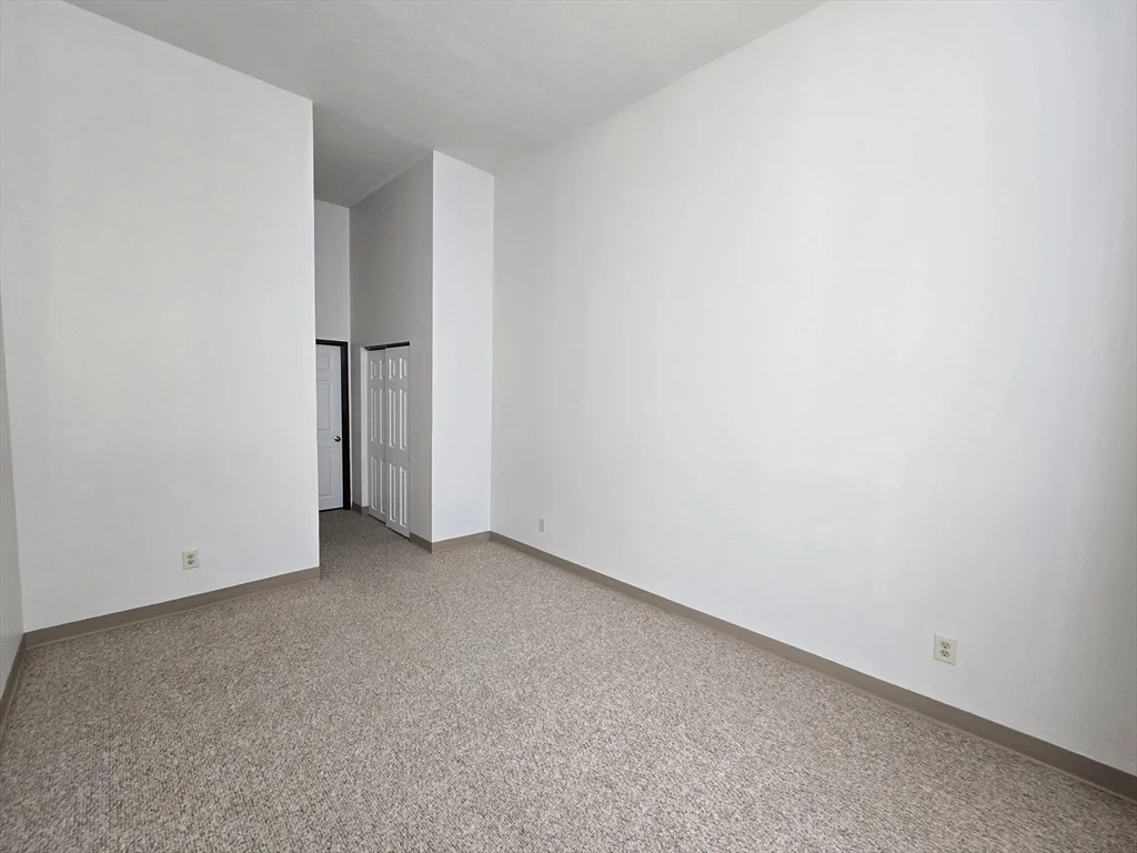 2 bed, 2 bath apartment for rent at 130 Beach St Unit 212, Quincy — photo 9 of 22