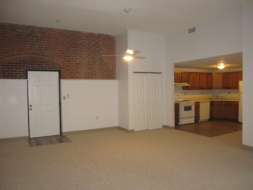 2 bed, 2 bath apartment for rent at 130 Beach St Unit G-3, Quincy — photo 4 of 29