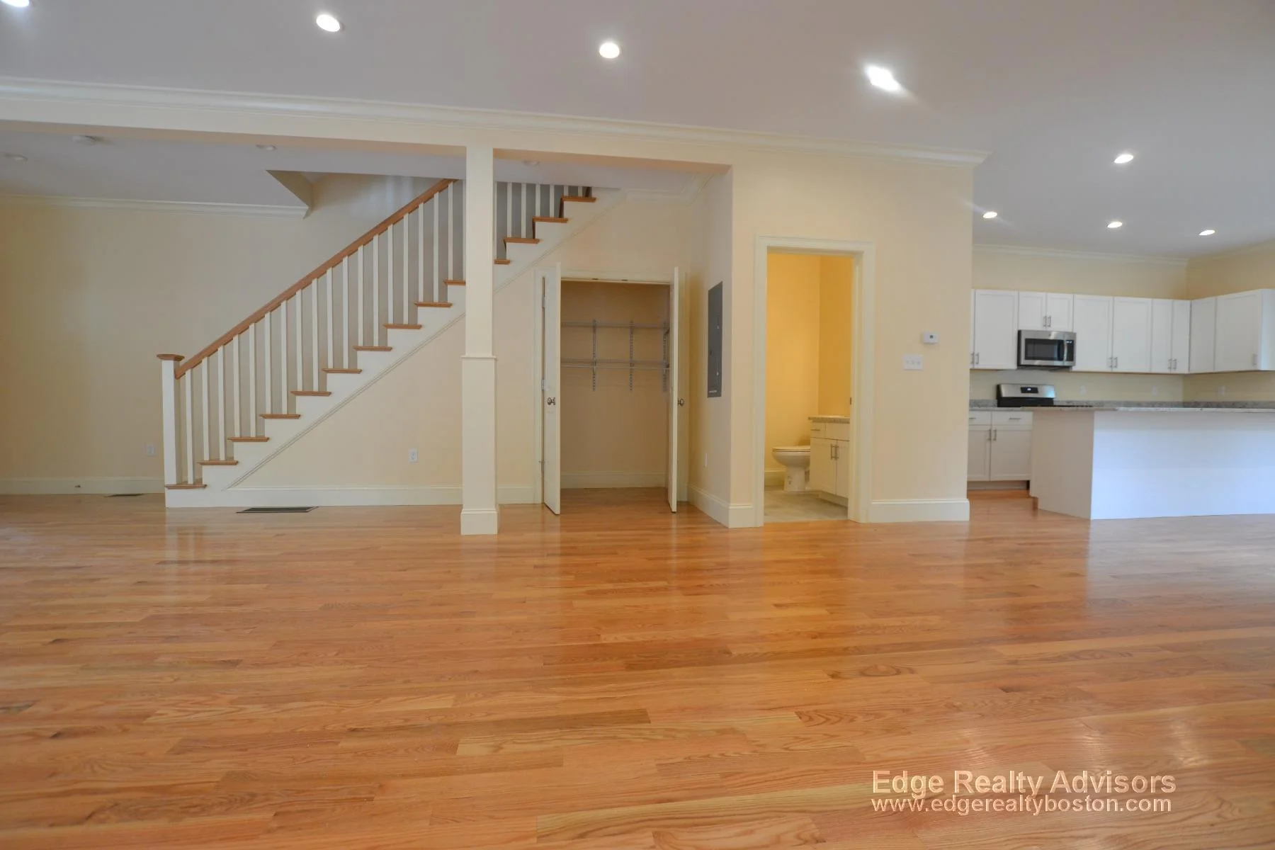 5 bed, 3.5 bath apartment for rent at 130 Bigelow St Unit 1, Brighton — photo 13 of 13